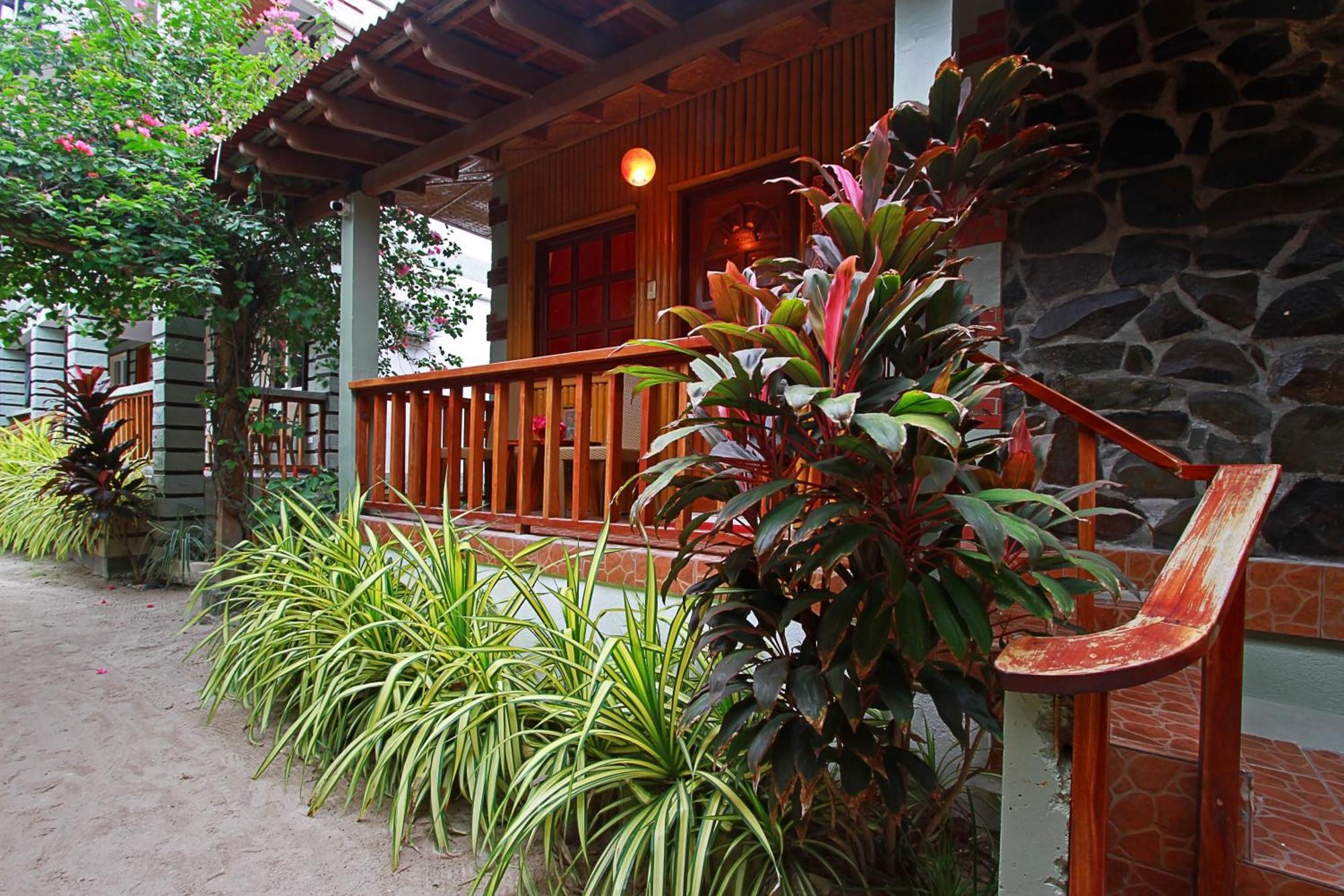 Nigi Nigi Too Beach Resort Balabag  Extérieur photo